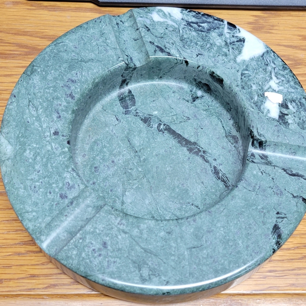 Vintage Green Polished Marble Ashtray 8" diam.x1.5" thick